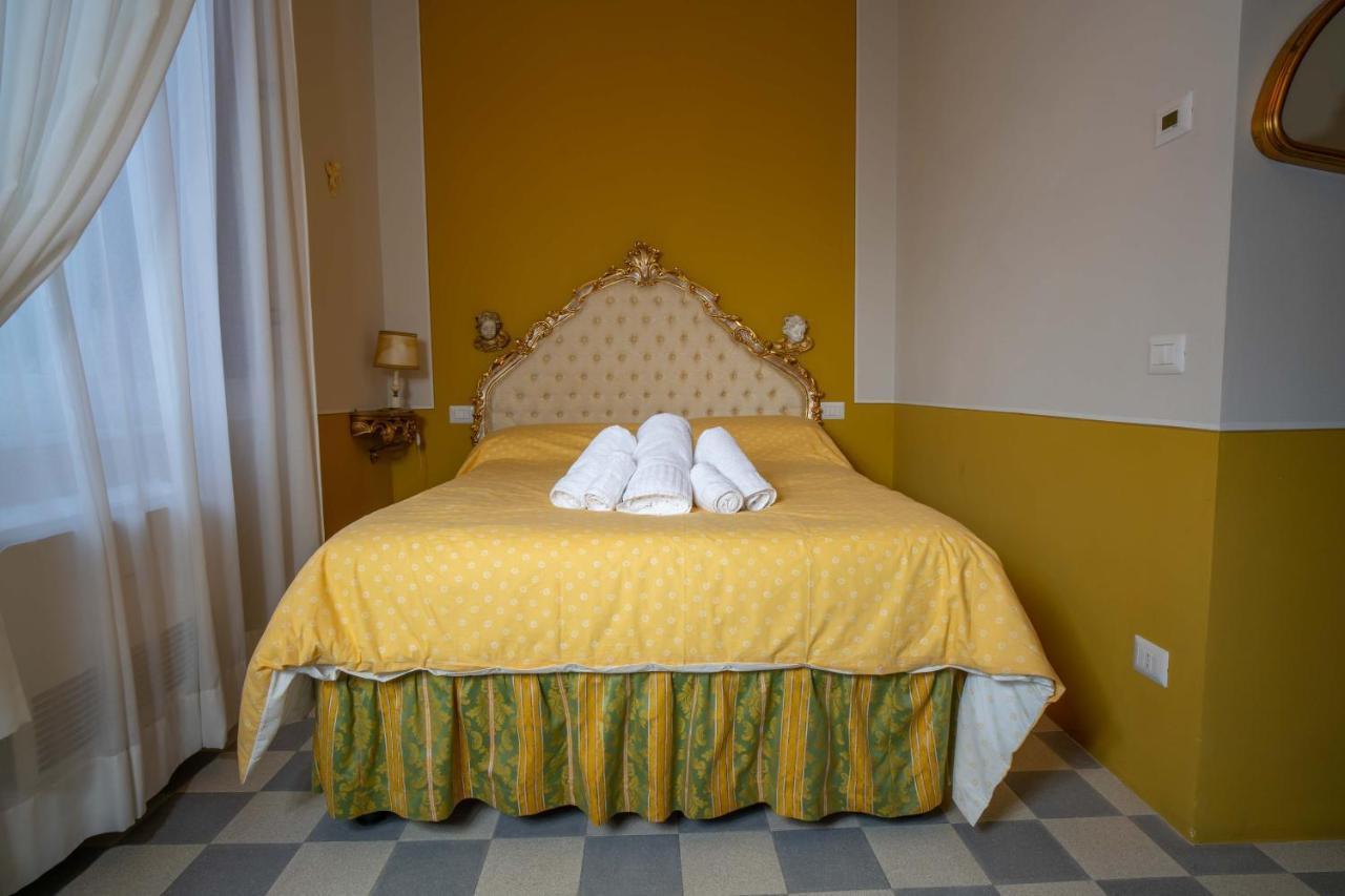 Il Buen Retiro Hotell Lucca Exteriör bild