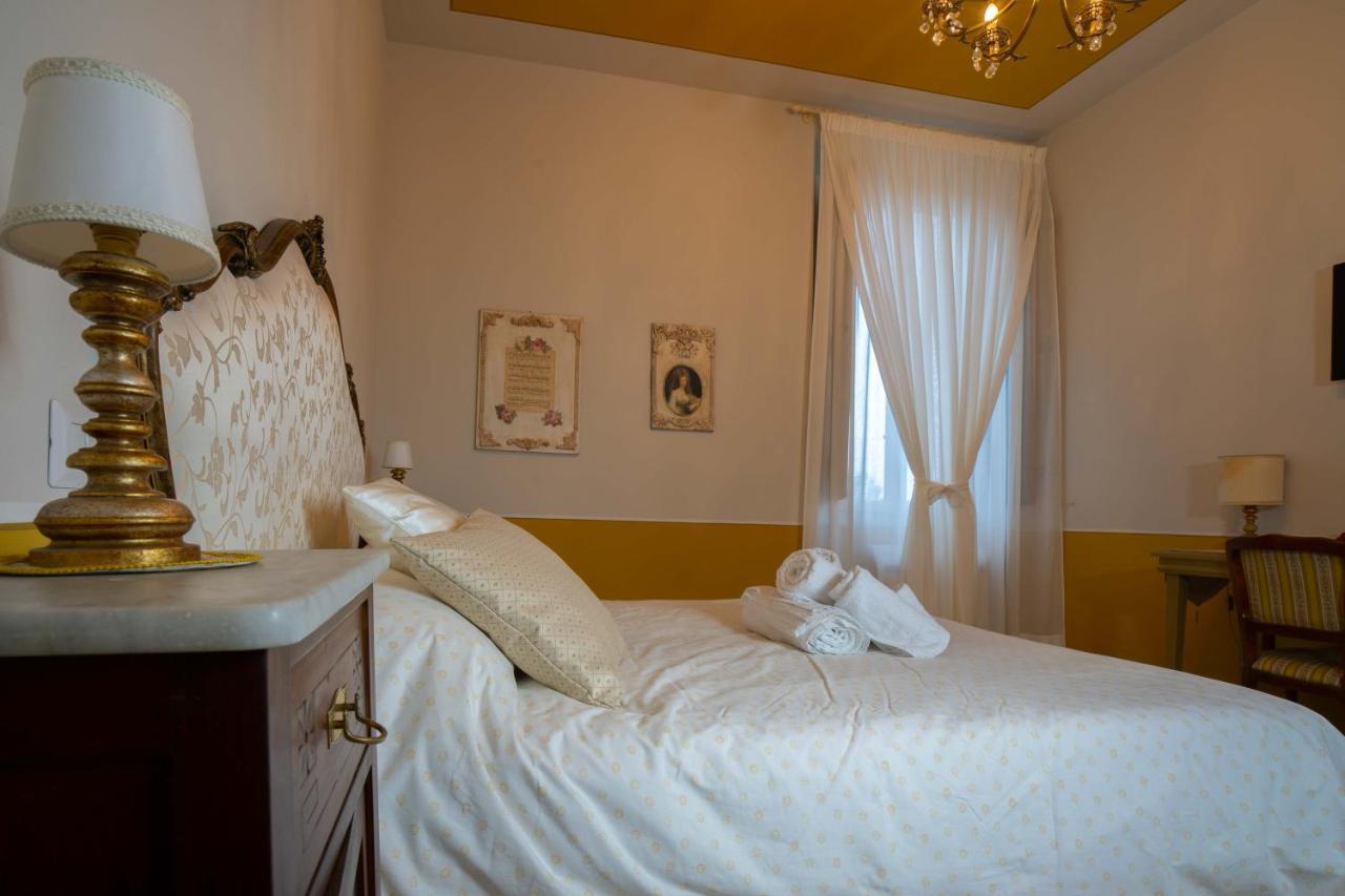 Il Buen Retiro Hotell Lucca Exteriör bild