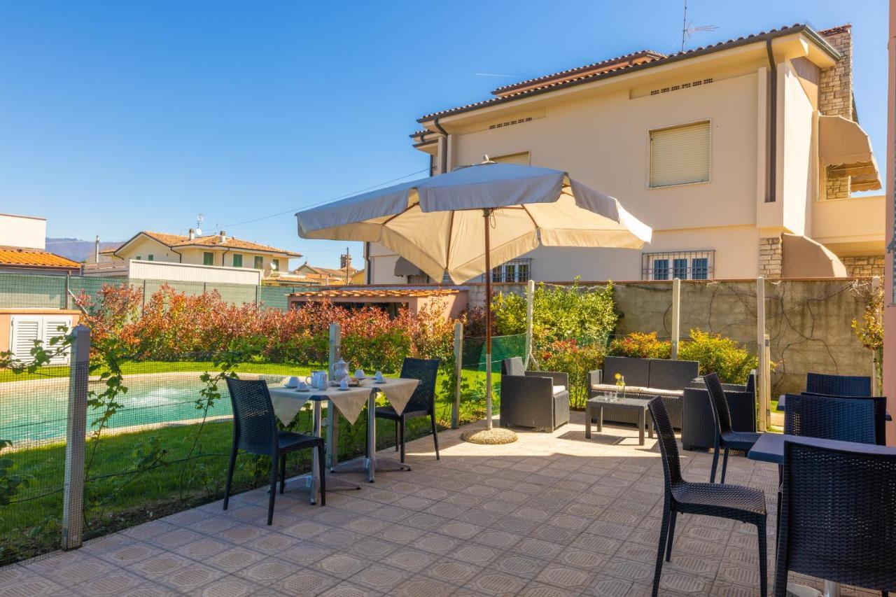 Il Buen Retiro Hotell Lucca Exteriör bild
